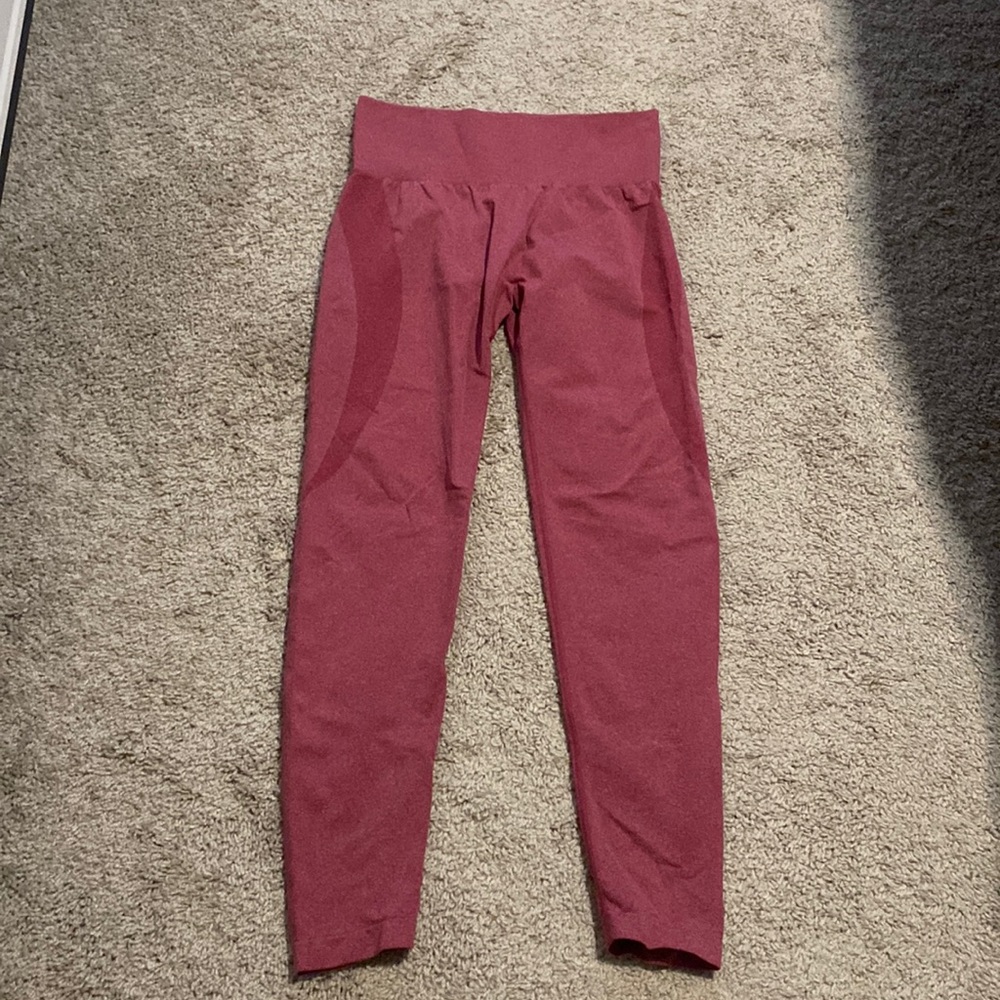 NVGTN Seamless Women’s Workout Leggings